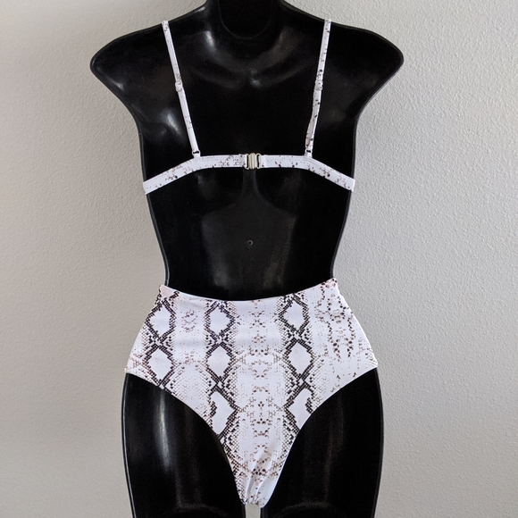 Women's High-Waisted Cheeky 2 pc Bikini Swimsuit - Picture 5 of 7